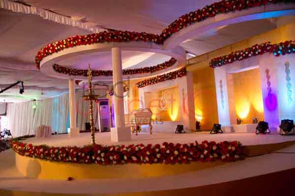 betrothal stage with ramp 